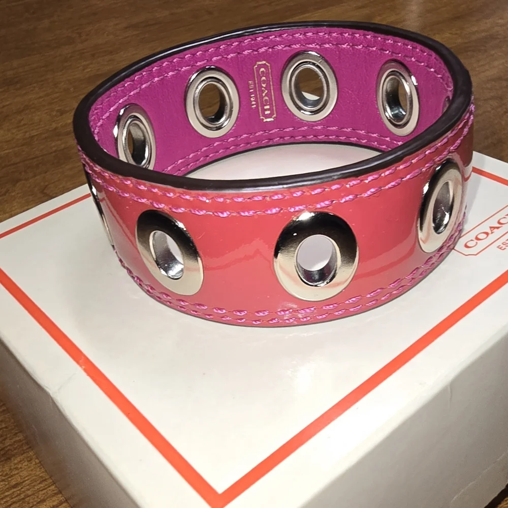 Coach Leather Grommet Bangle Bracelet | Statement Style | New - Picture 1 of 6